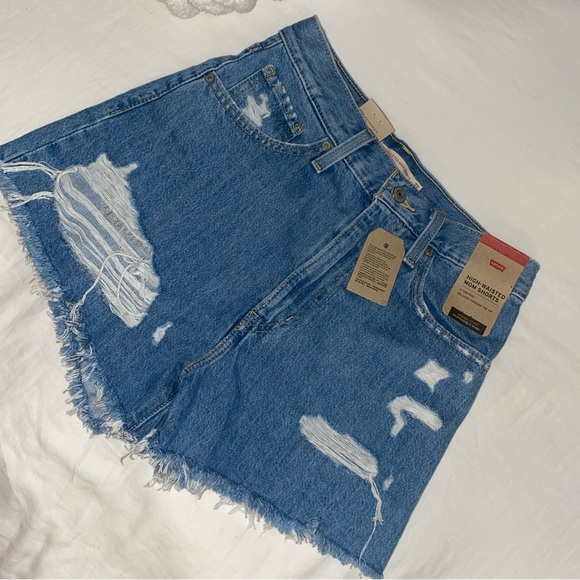 NWT Levi’s shorts - Picture 1 of 8